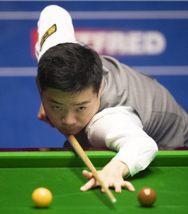 回看他的负 回看他的负